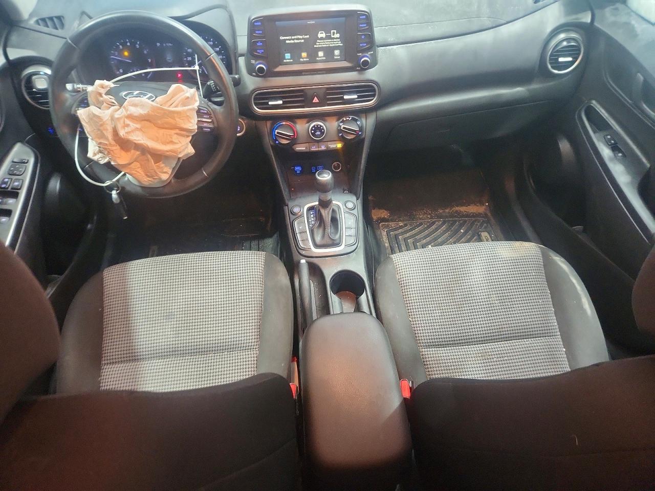 2020 HYUNDAI KONA SEL photo 8