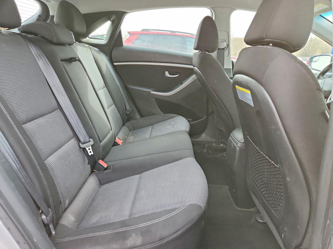 2017 HYUNDAI ELANTRA GT BASE photo 10