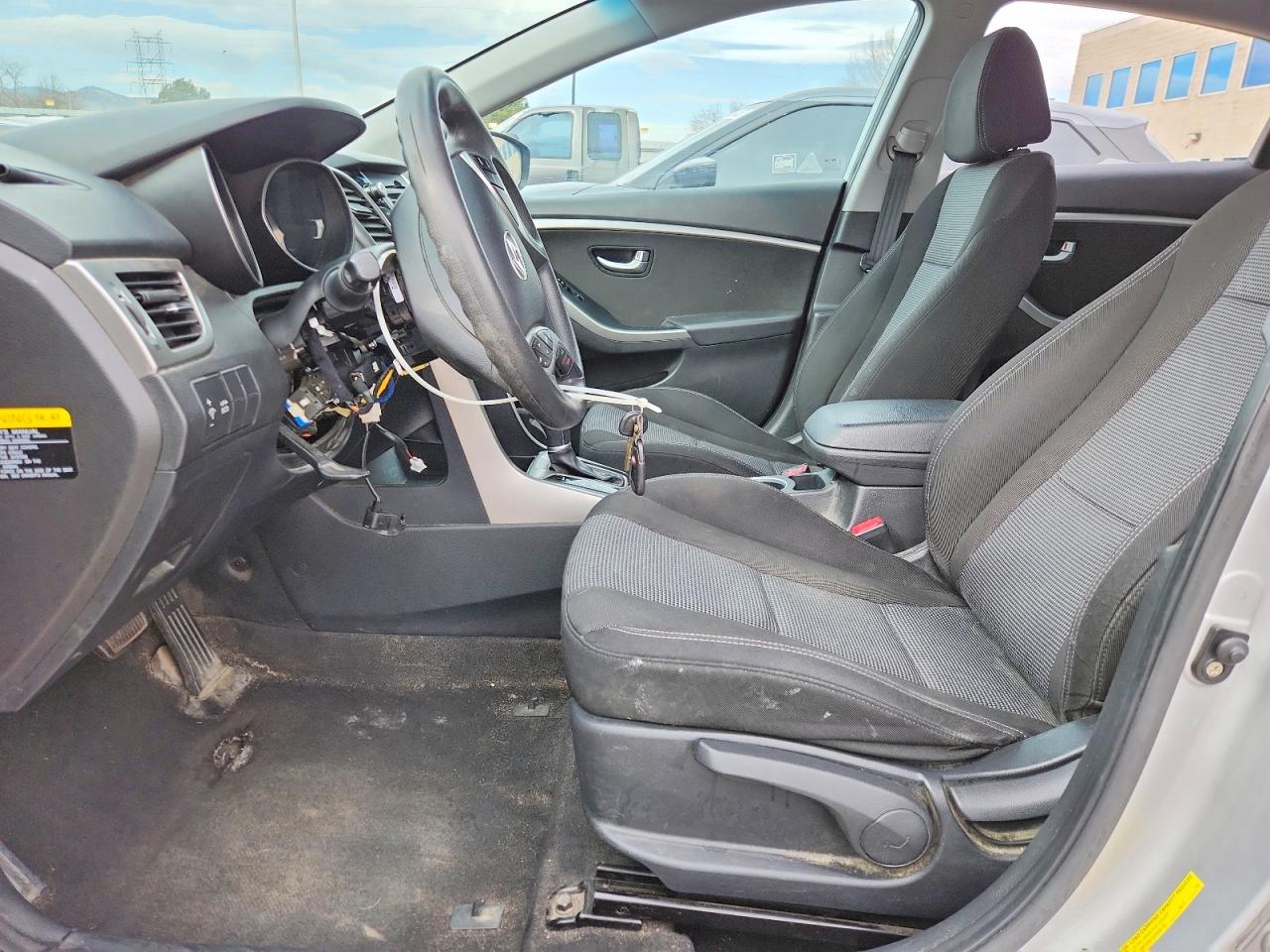 2017 HYUNDAI ELANTRA GT BASE photo 7