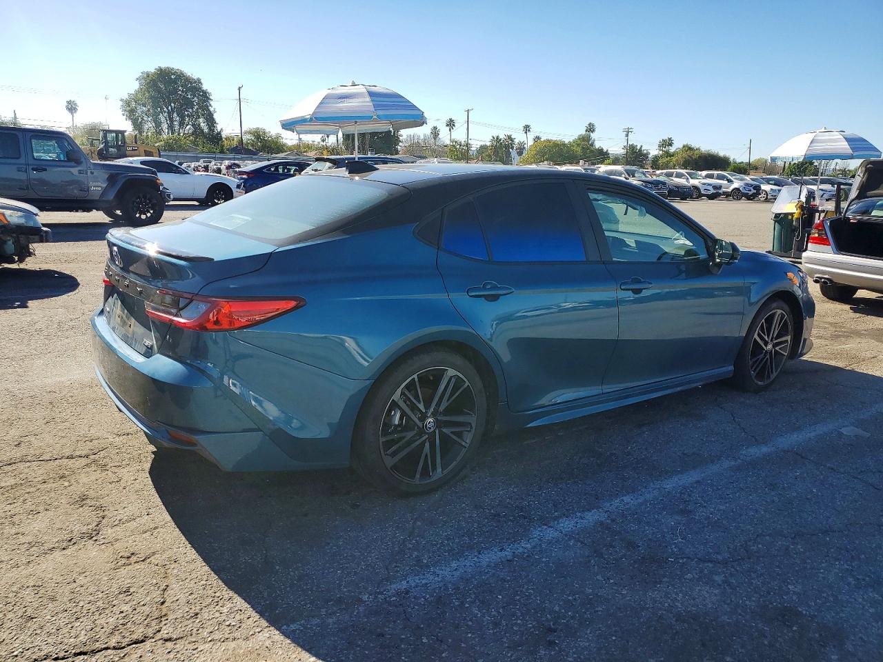 2025 TOYOTA CAMRY XSE photo 3