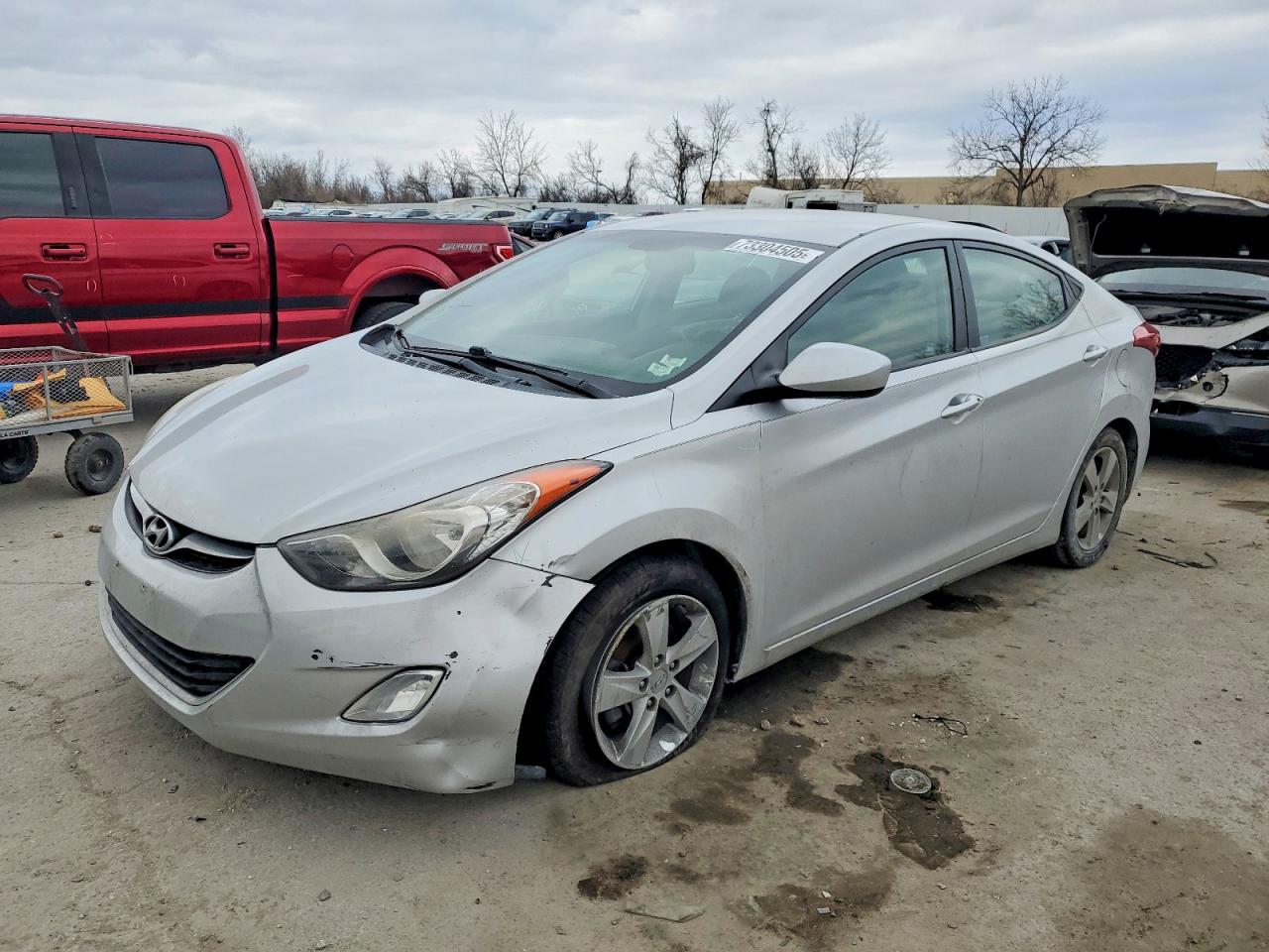 2013 HYUNDAI ELANTRA