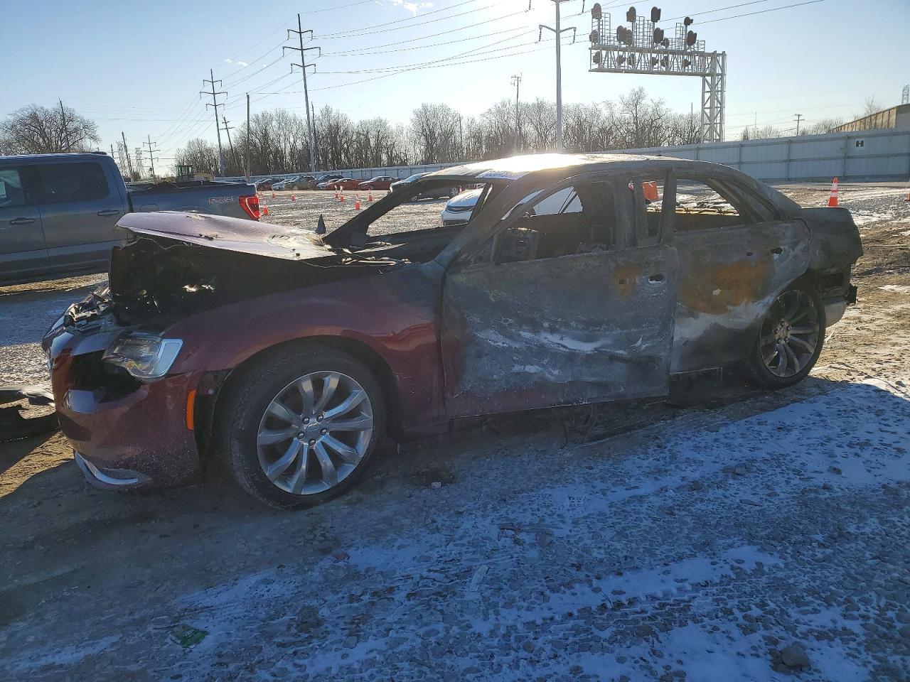 2019 CHRYSLER 300