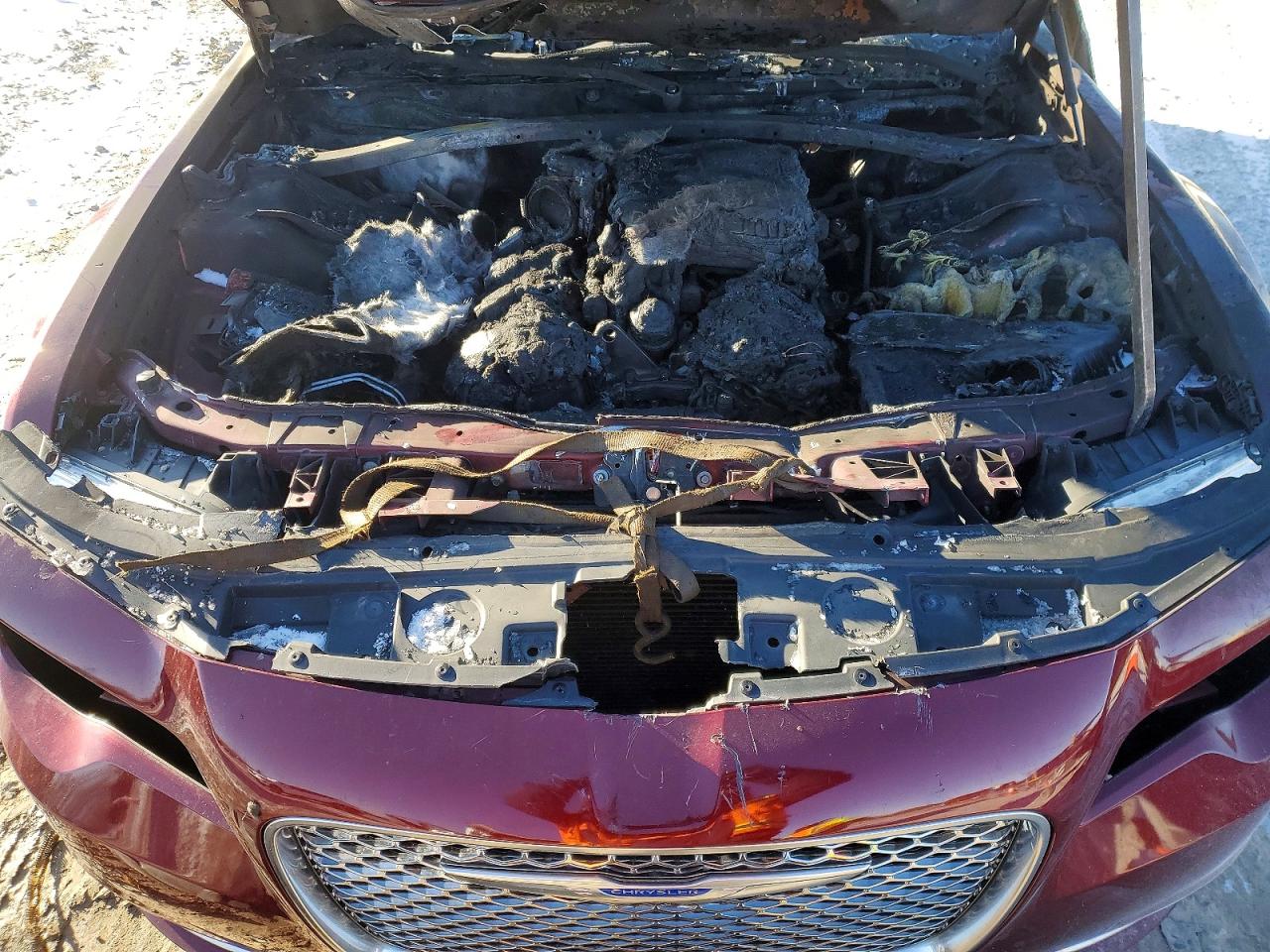 2019 CHRYSLER 300 TOURING photo 11