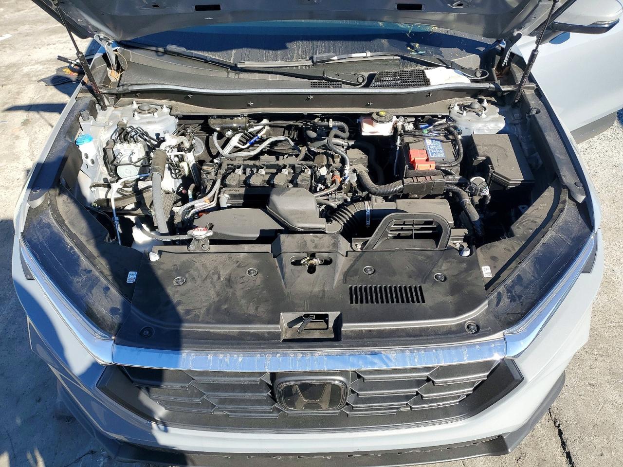 2025 HONDA CR-V LX photo 34