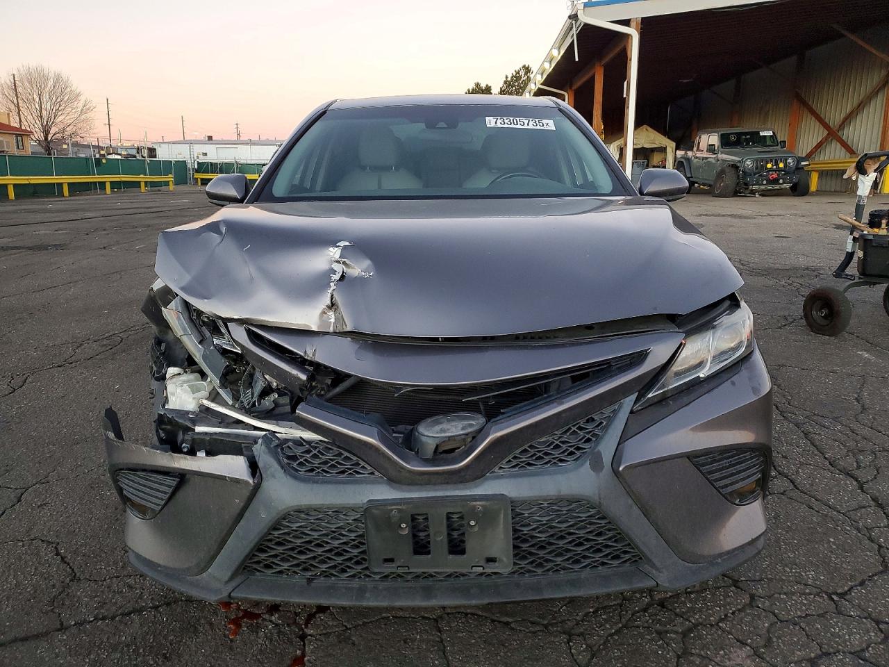 2018 TOYOTA CAMRY L photo 9