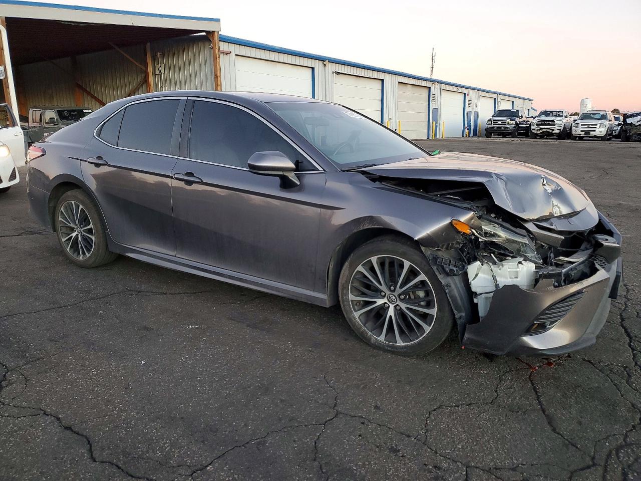 2018 TOYOTA CAMRY L photo 7