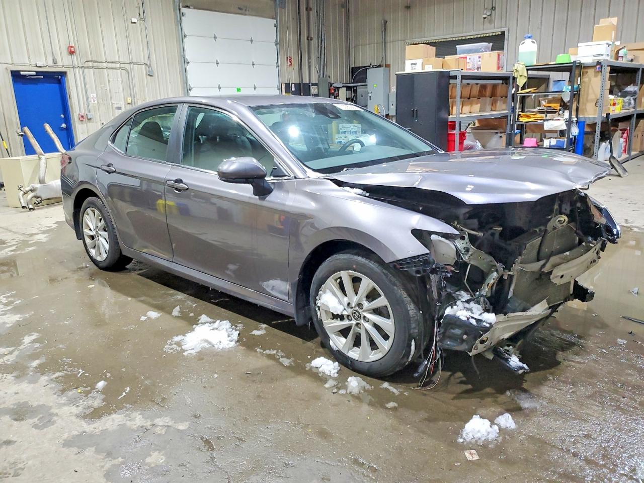 2023 TOYOTA CAMRY LE photo 10