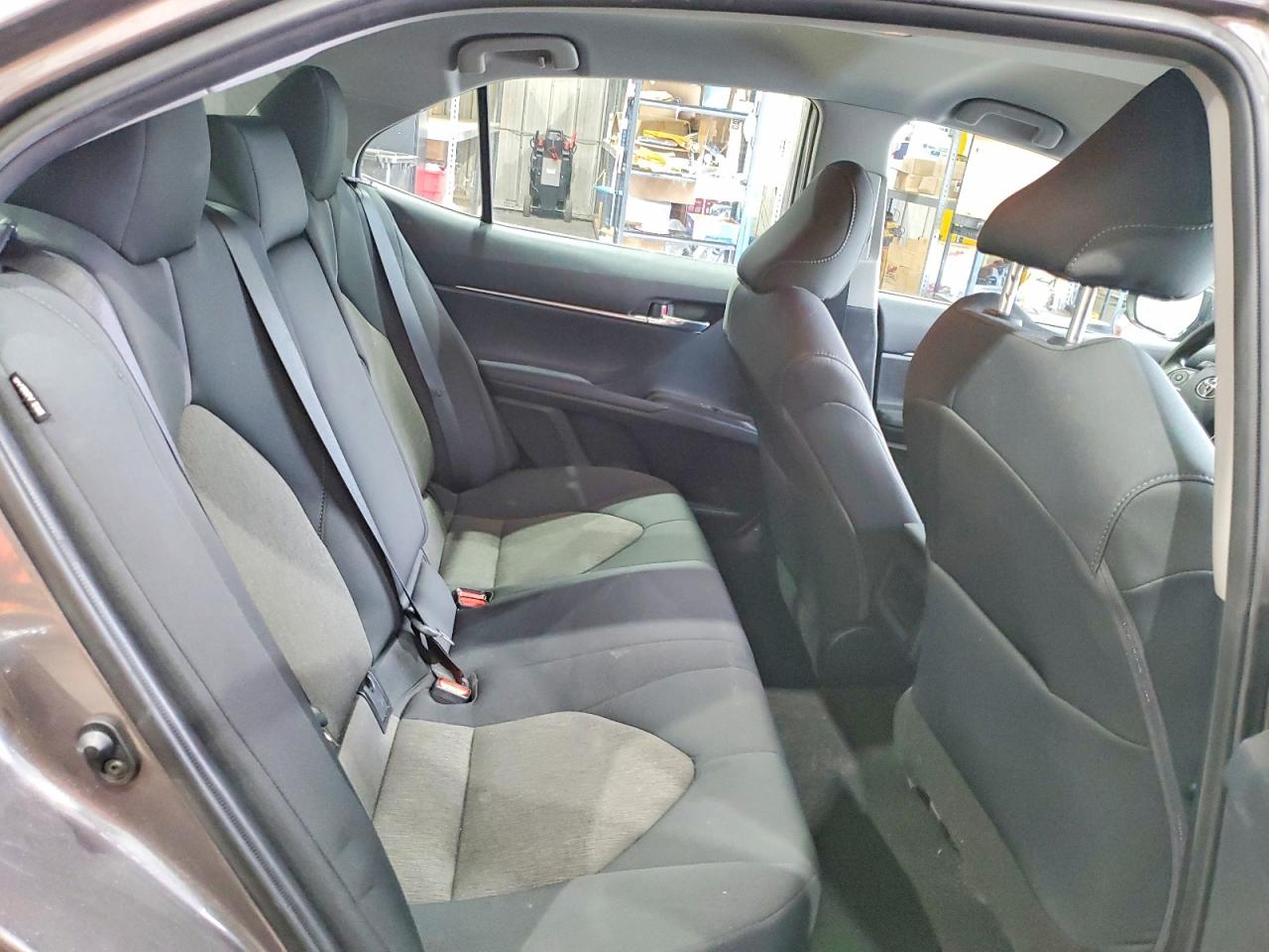 2023 TOYOTA CAMRY LE photo 28