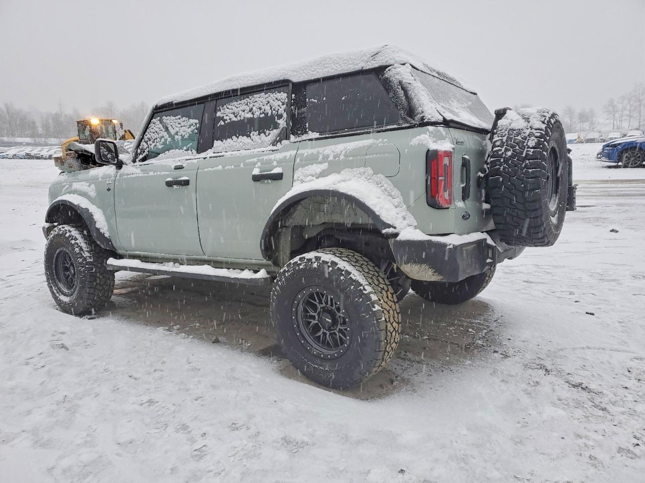 2021 FORD BRONCO BASE photo 3