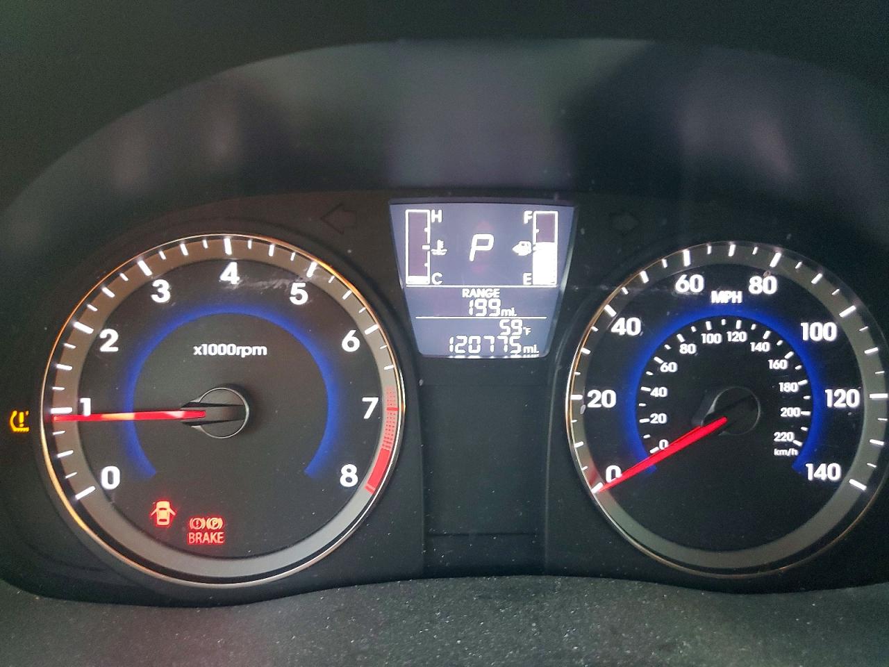 2017 HYUNDAI ACCENT SE photo 9