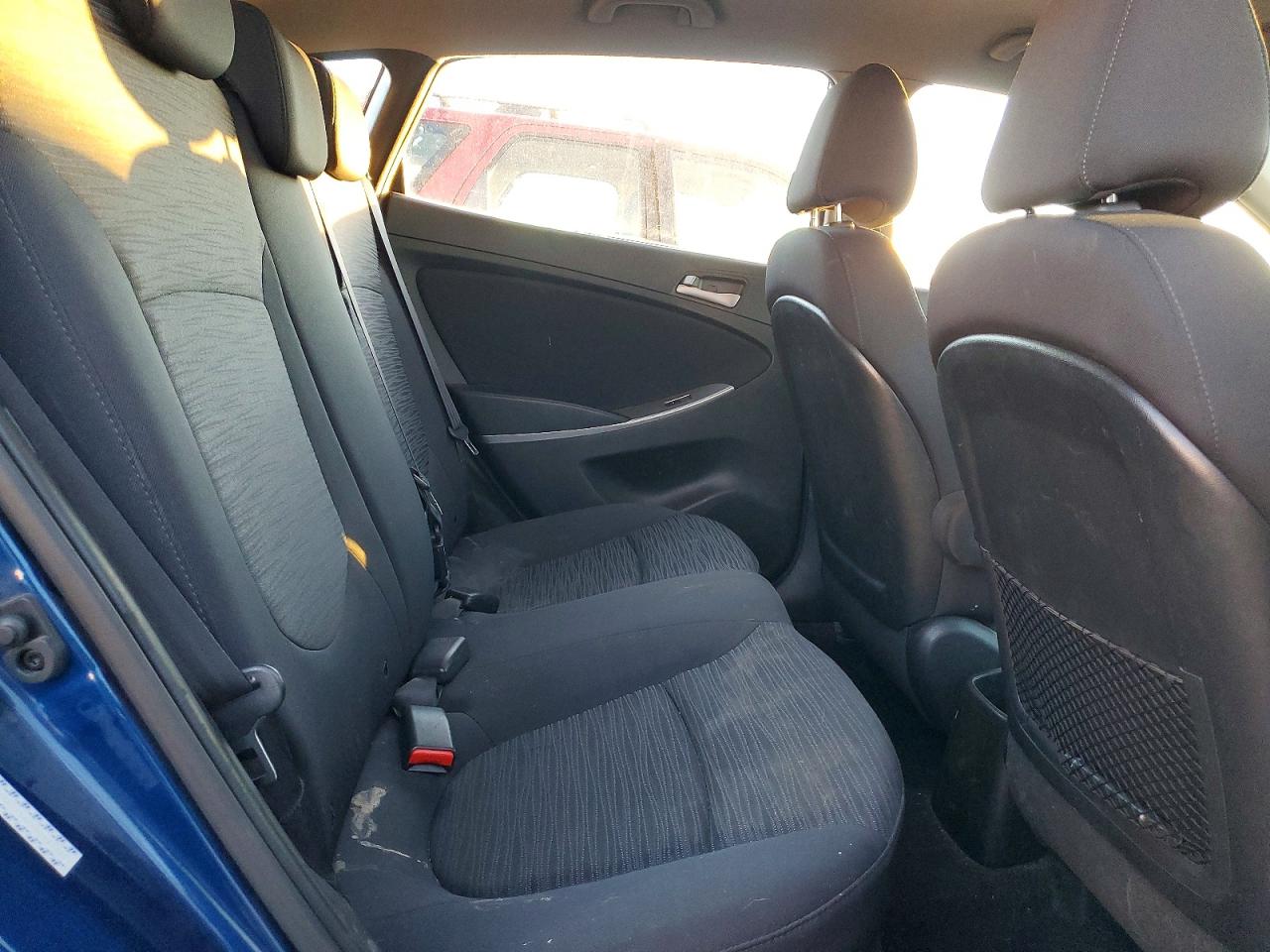 2017 HYUNDAI ACCENT SE photo 10