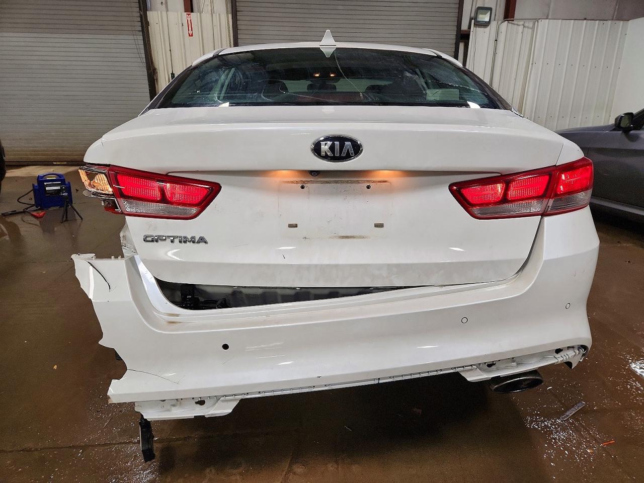 2018 KIA OPTIMA LX photo 11