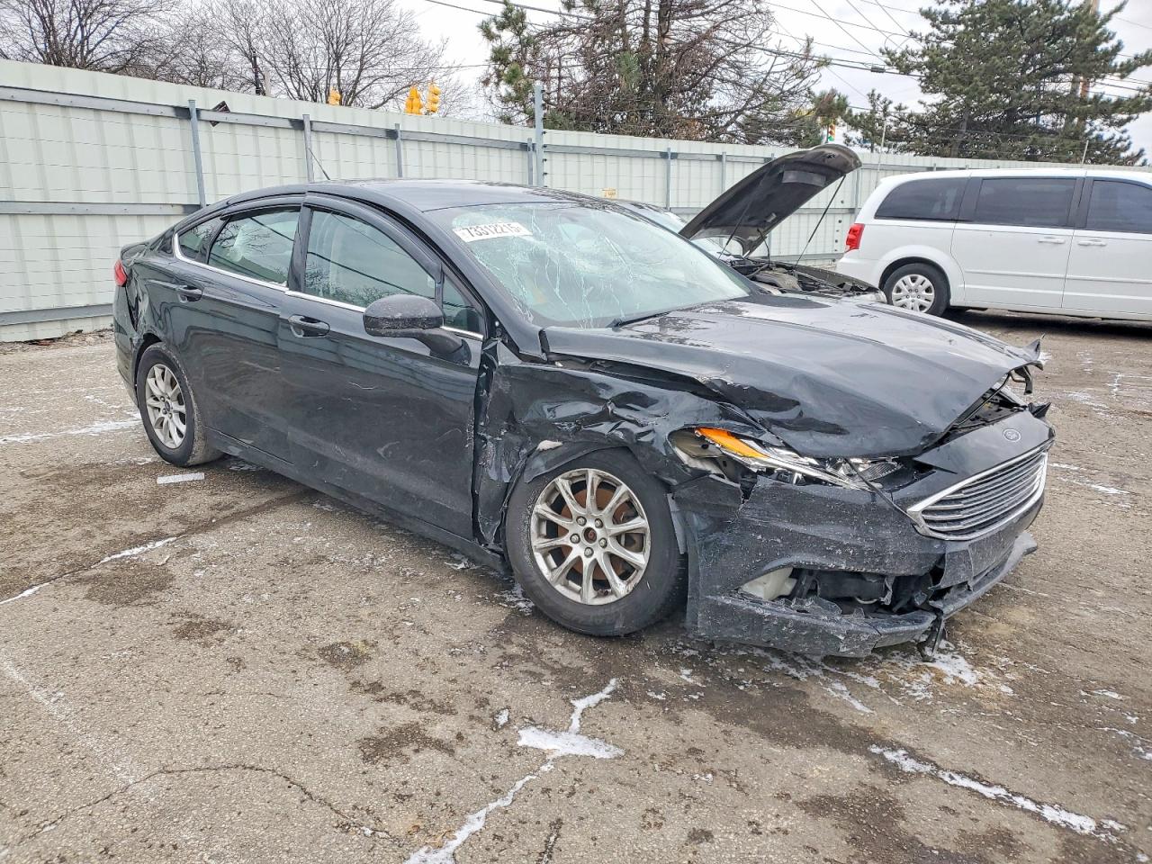 2017 FORD FUSION S photo 4
