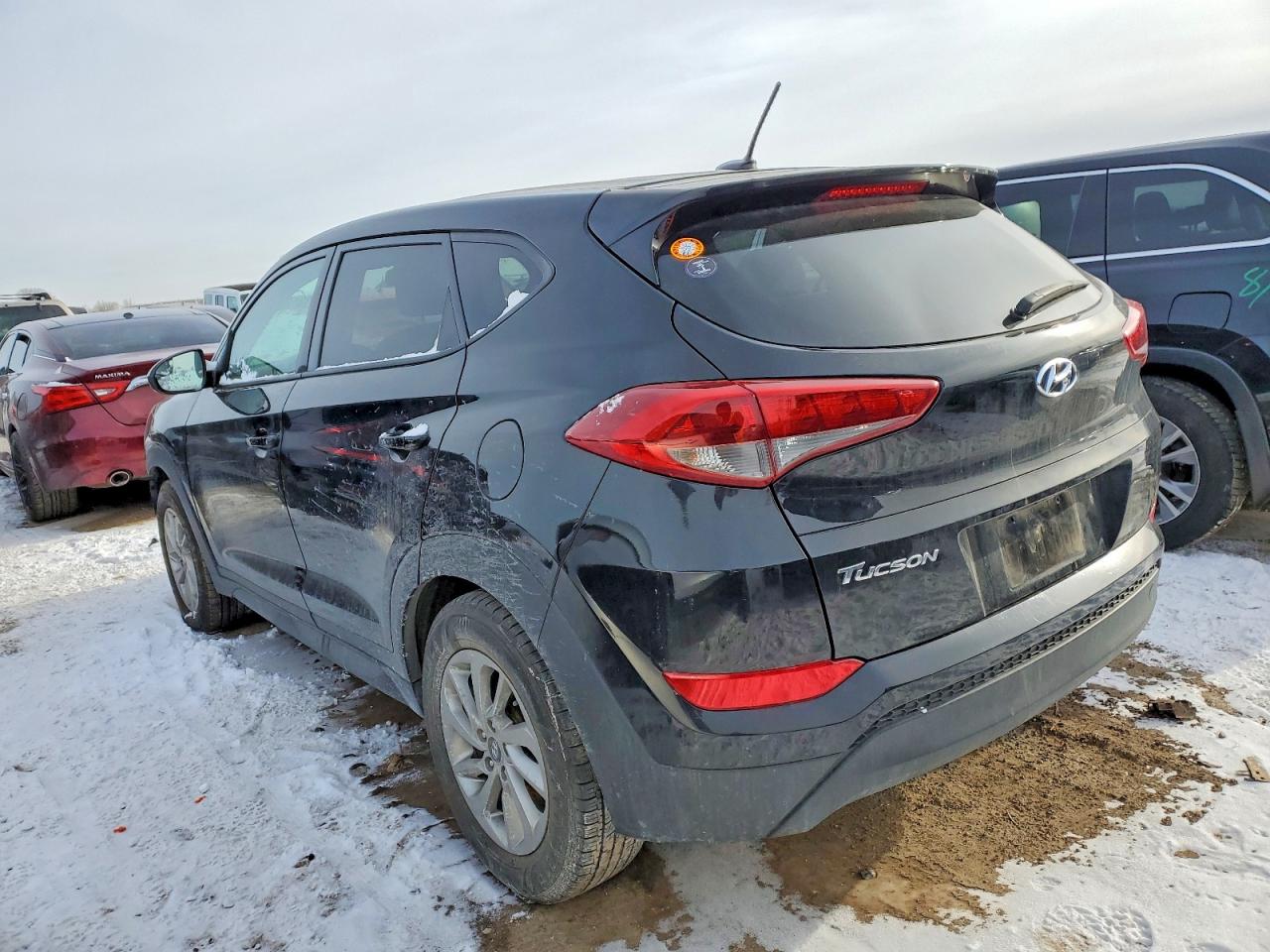 2017 HYUNDAI TUCSON SE photo 3