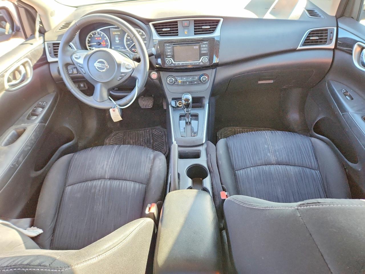 2017 NISSAN SENTRA S photo 8