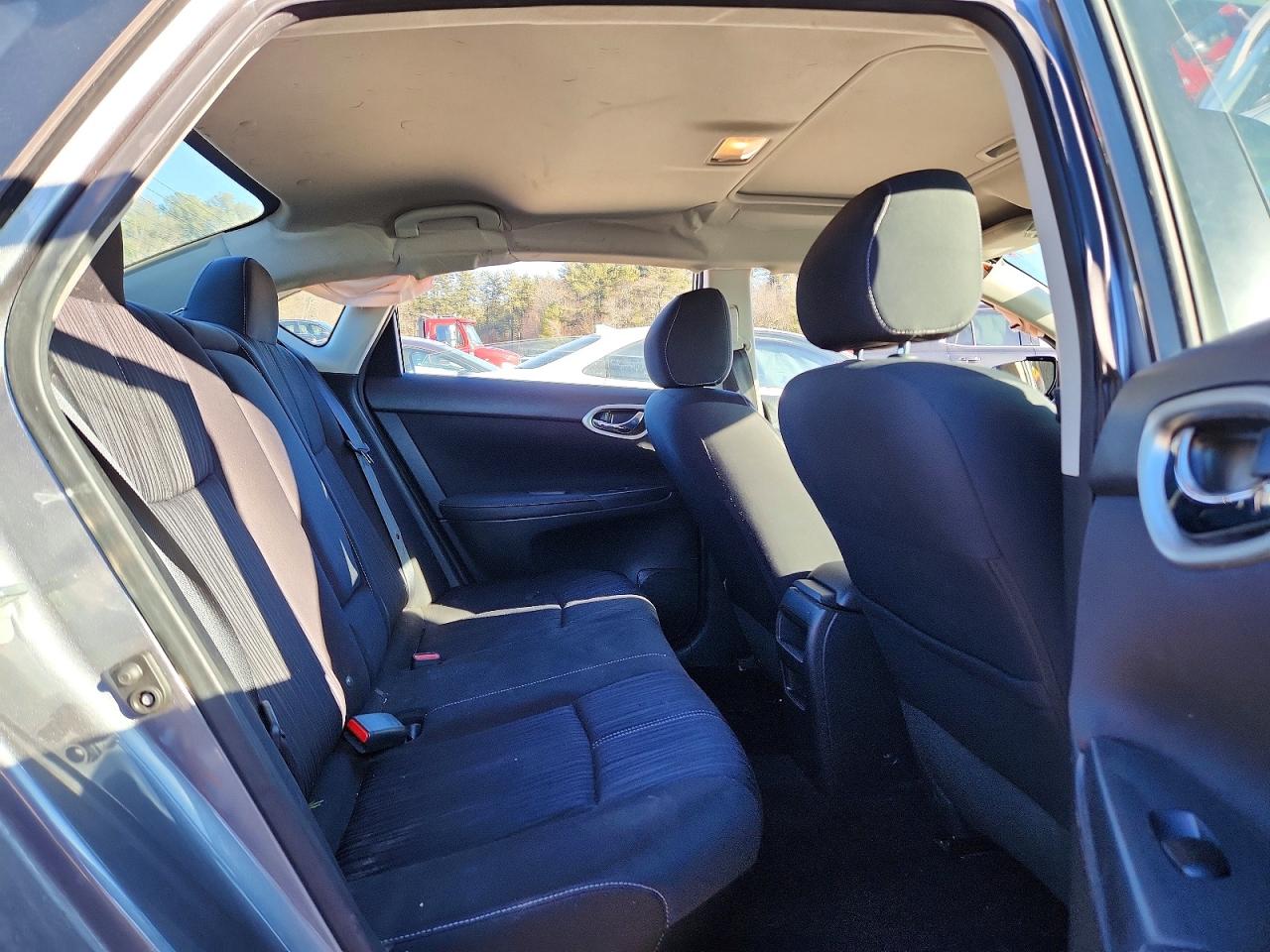 2017 NISSAN SENTRA S photo 10