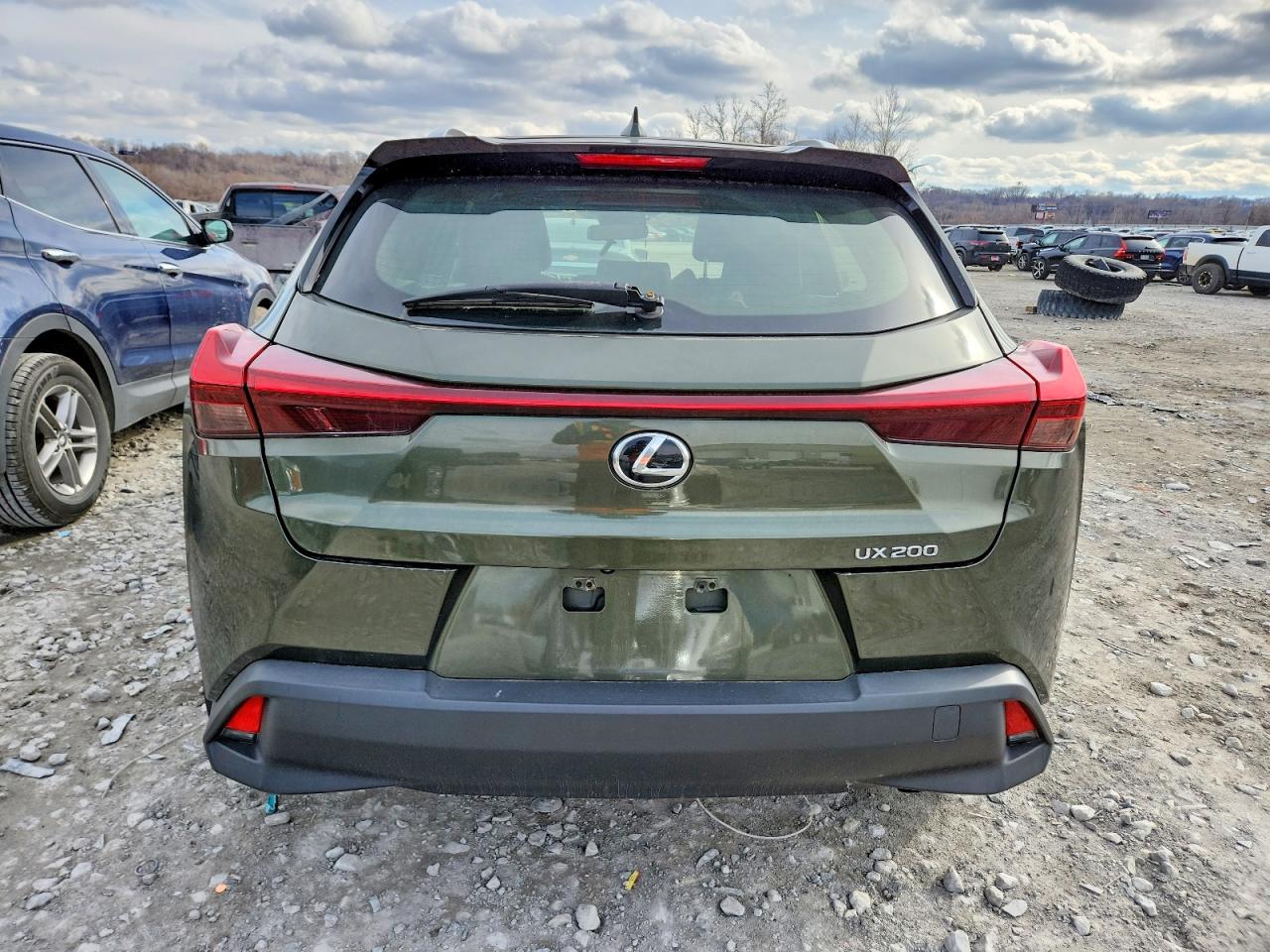 2022 LEXUS UX 200 BASE photo 11