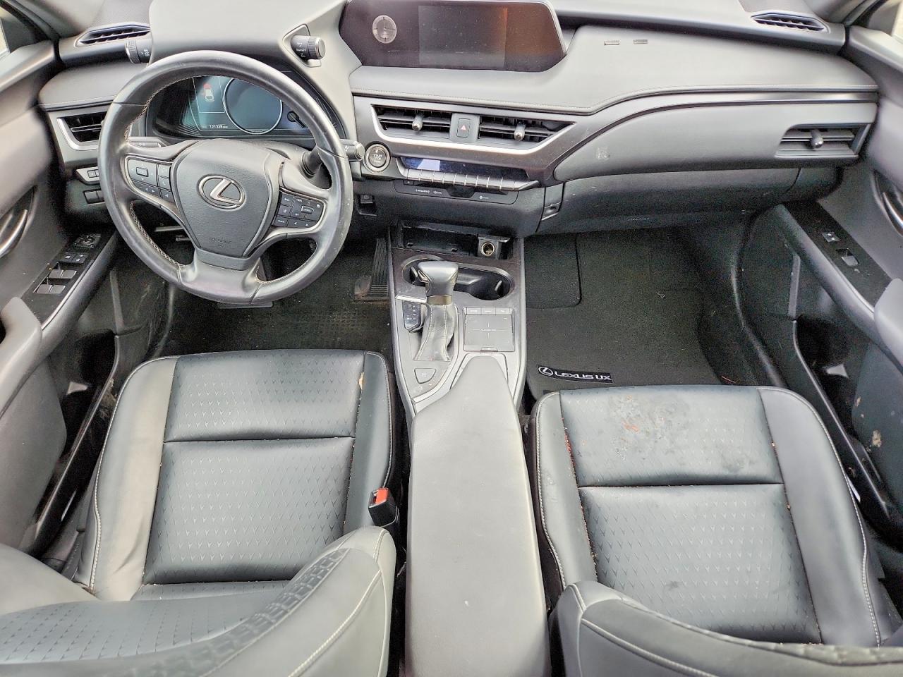 2022 LEXUS UX 200 BASE photo 15