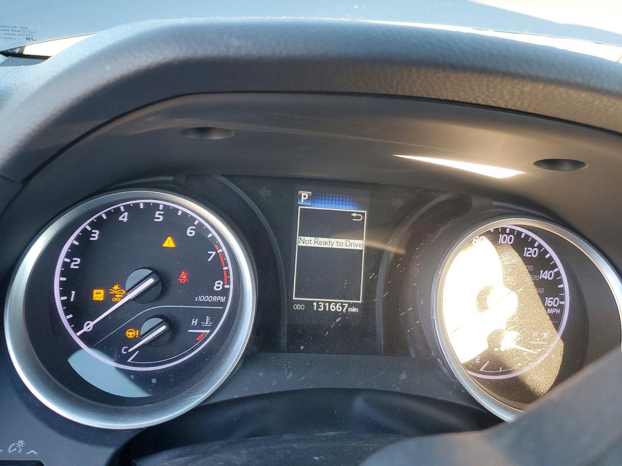2021 TOYOTA CAMRY LE photo 9