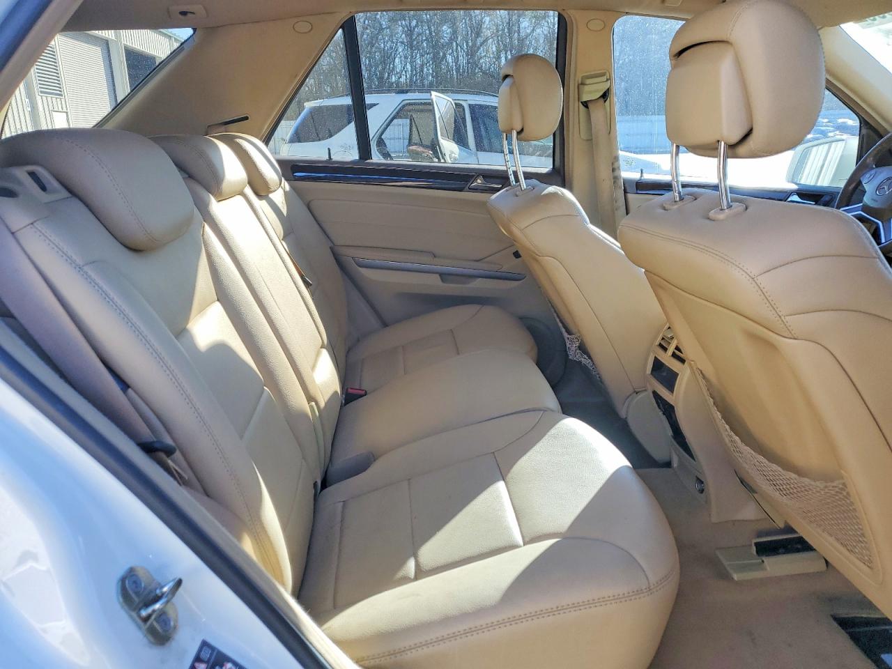 2011 MERCEDES-BENZ ML 350 photo 19