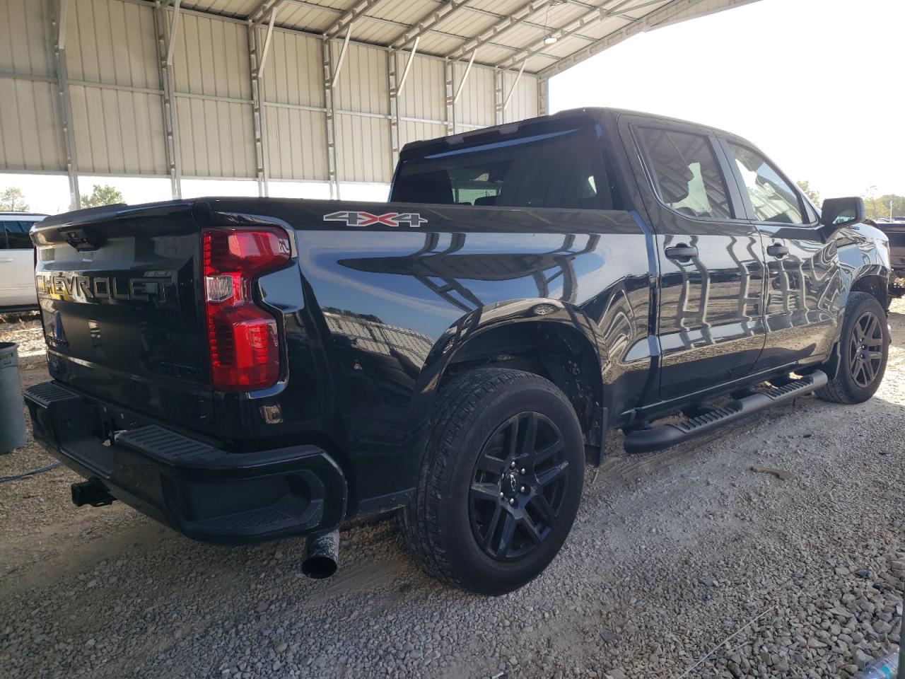 2024 CHEVROLET SILVERADO K1500 CUSTOM photo 5