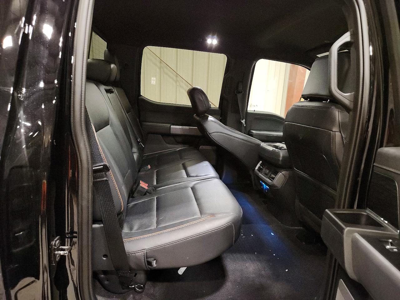 2025 FORD F150 LARIAT photo 10