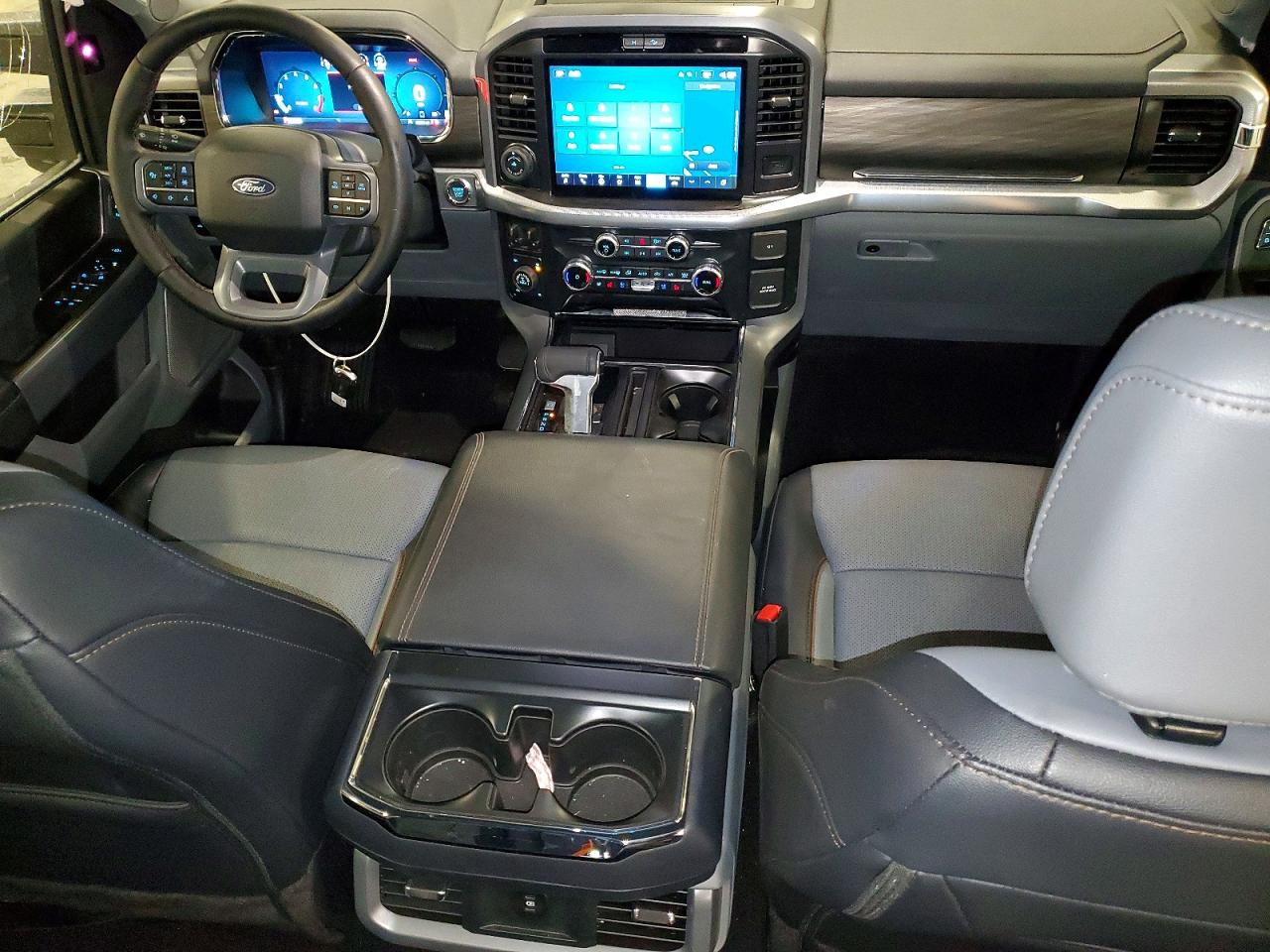 2025 FORD F150 LARIAT photo 22
