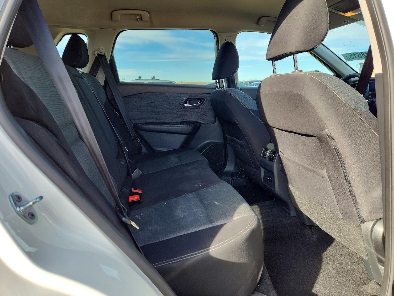 2021 NISSAN ROGUE SV photo 28