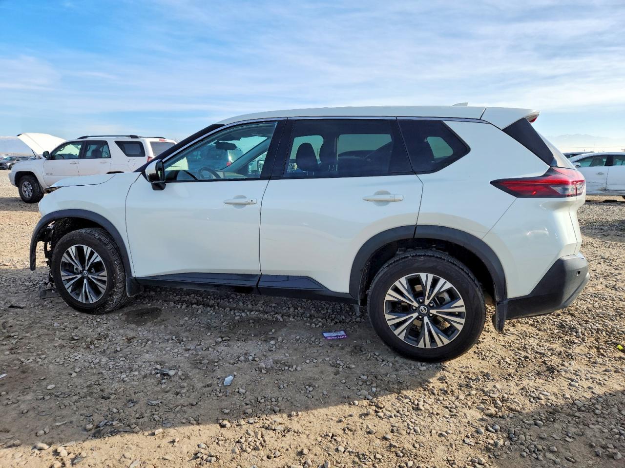 2021 NISSAN ROGUE SV photo 4