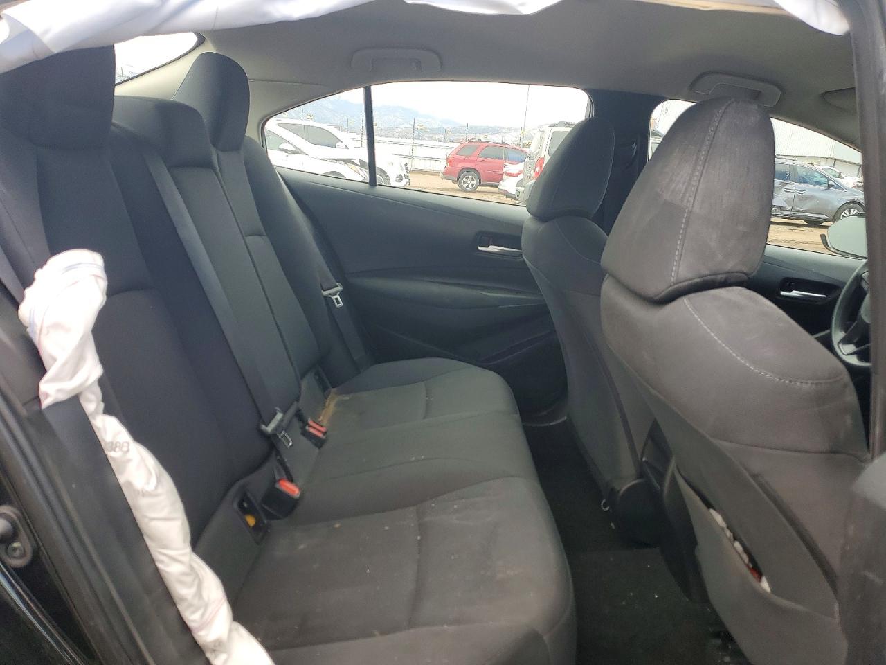 2021 TOYOTA COROLLA LE photo 19