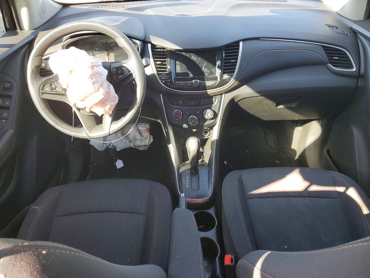 2019 CHEVROLET TRAX 1LT photo 15