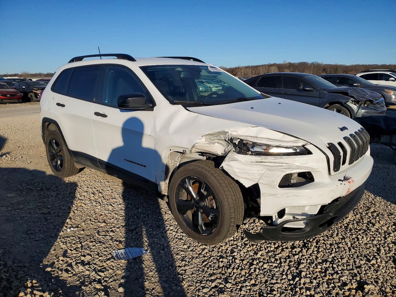 2017 JEEP CHEROKEE SPORT photo 4