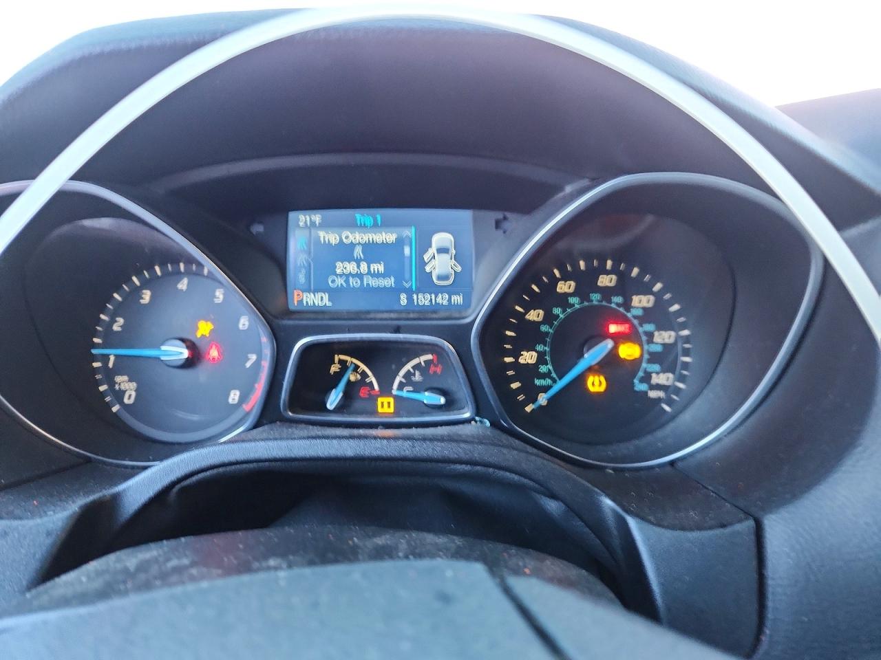 2014 FORD FOCUS SE photo 9