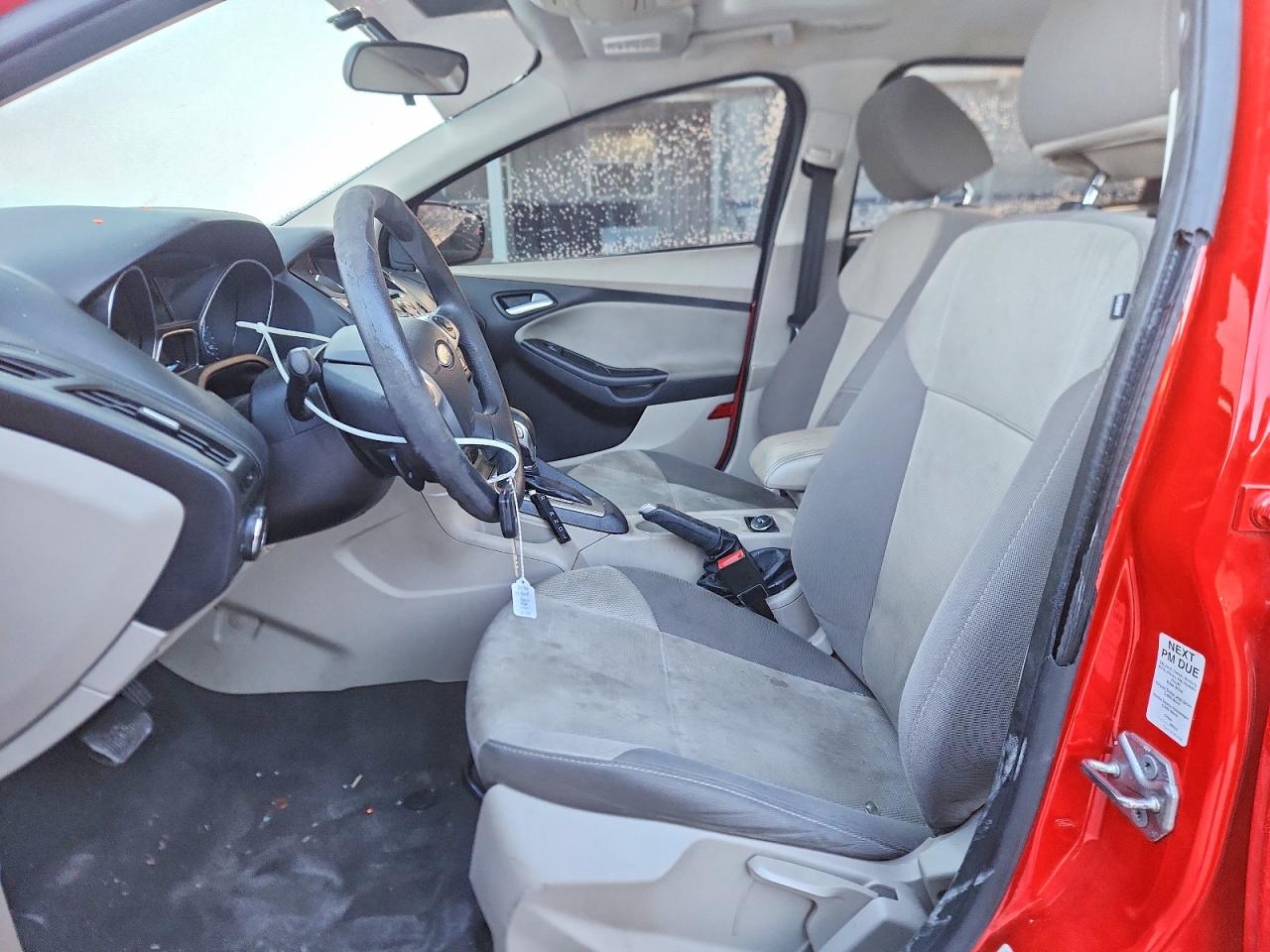 2014 FORD FOCUS SE photo 7