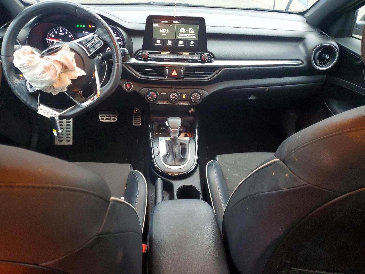 2021 KIA FORTE GT-LINE photo 22