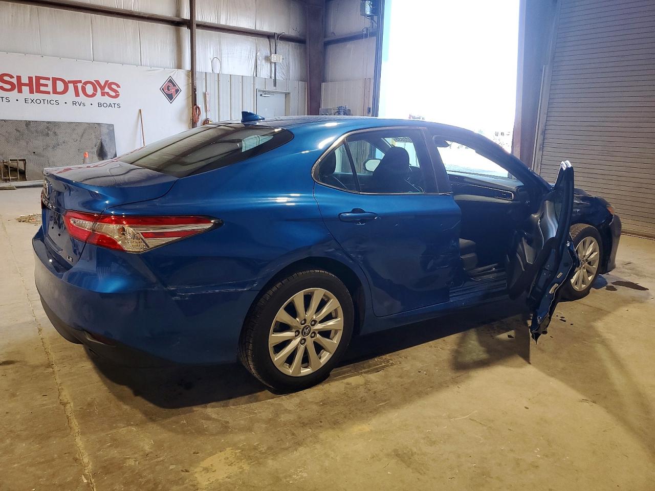 2019 TOYOTA CAMRY L photo 7