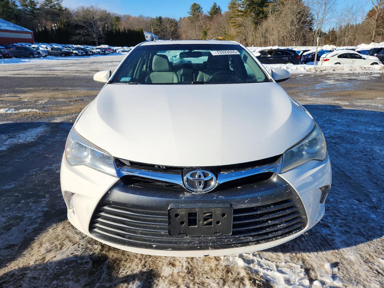2017 TOYOTA CAMRY LE photo 9