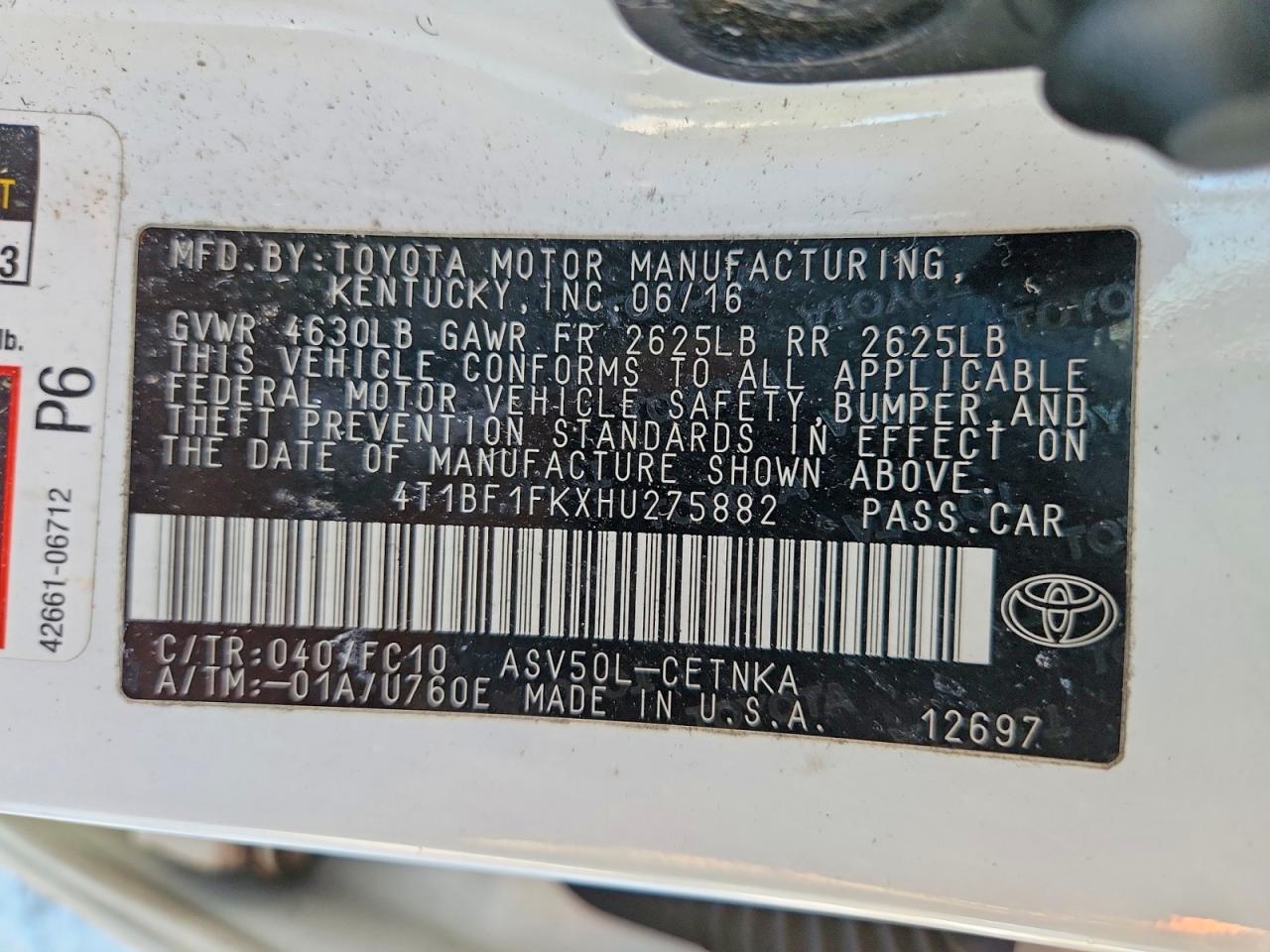 2017 TOYOTA CAMRY LE photo 25