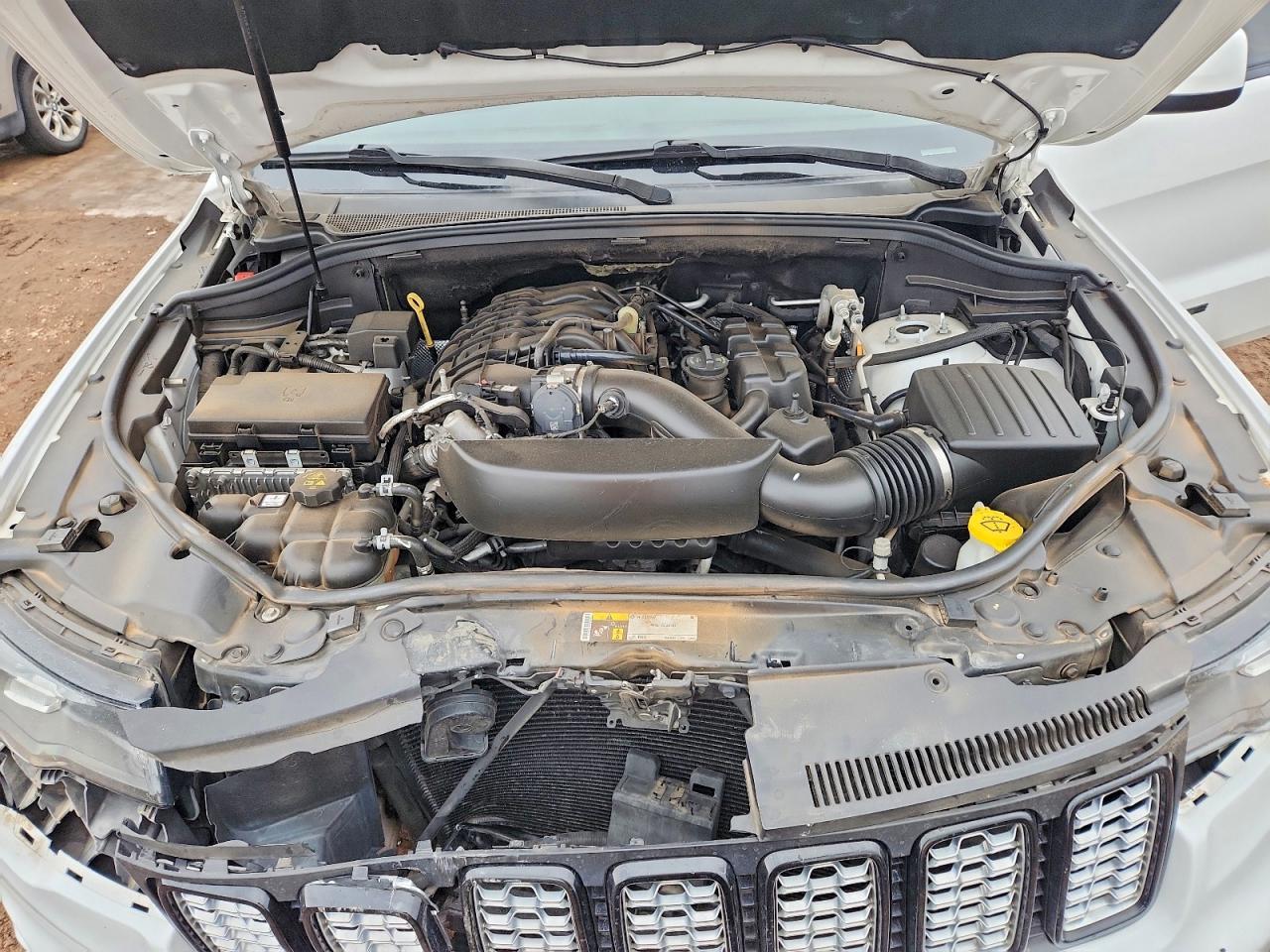 2018 JEEP GRAND CHEROKEE LAREDO photo 21