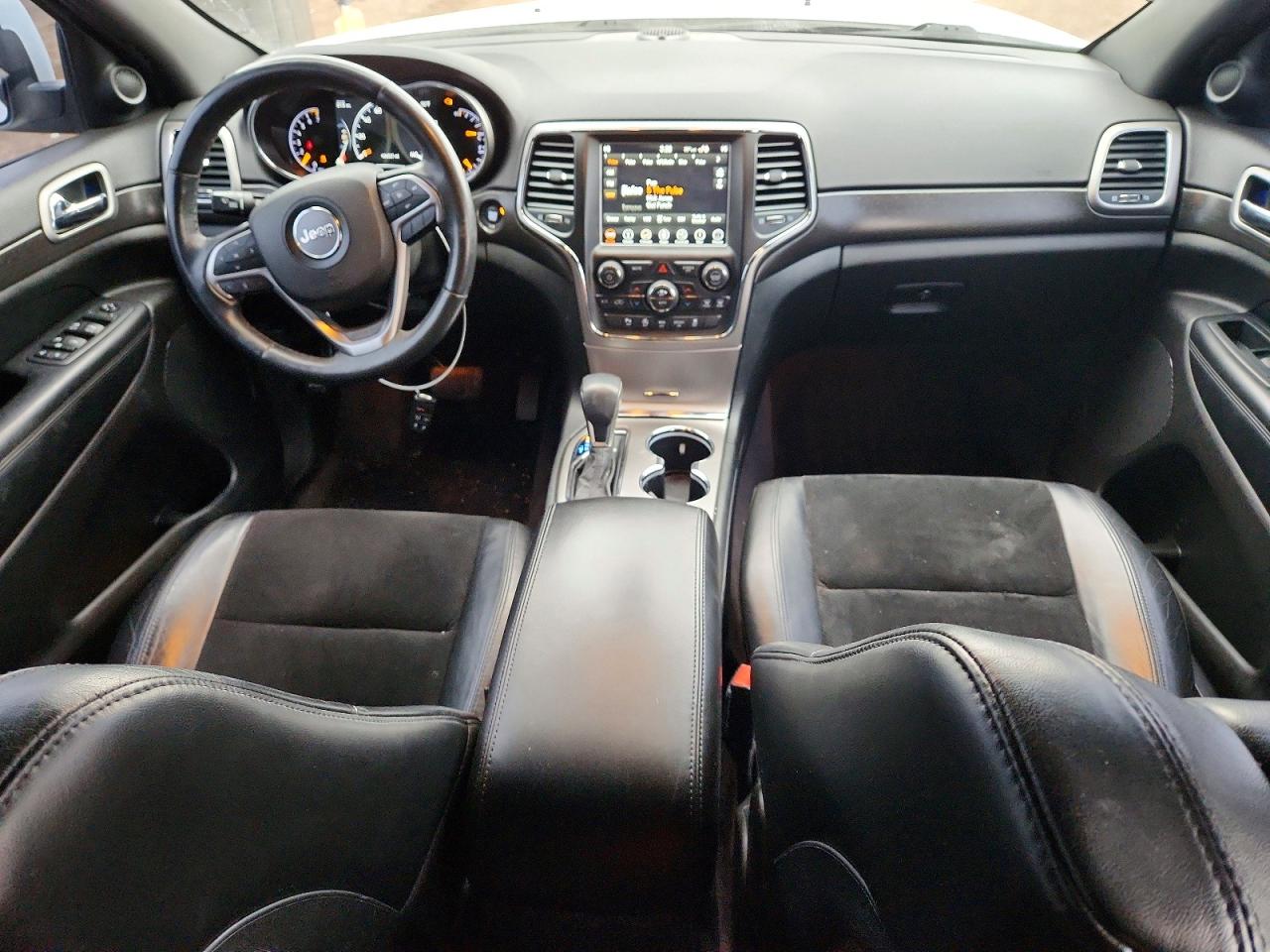 2018 JEEP GRAND CHEROKEE LAREDO photo 15