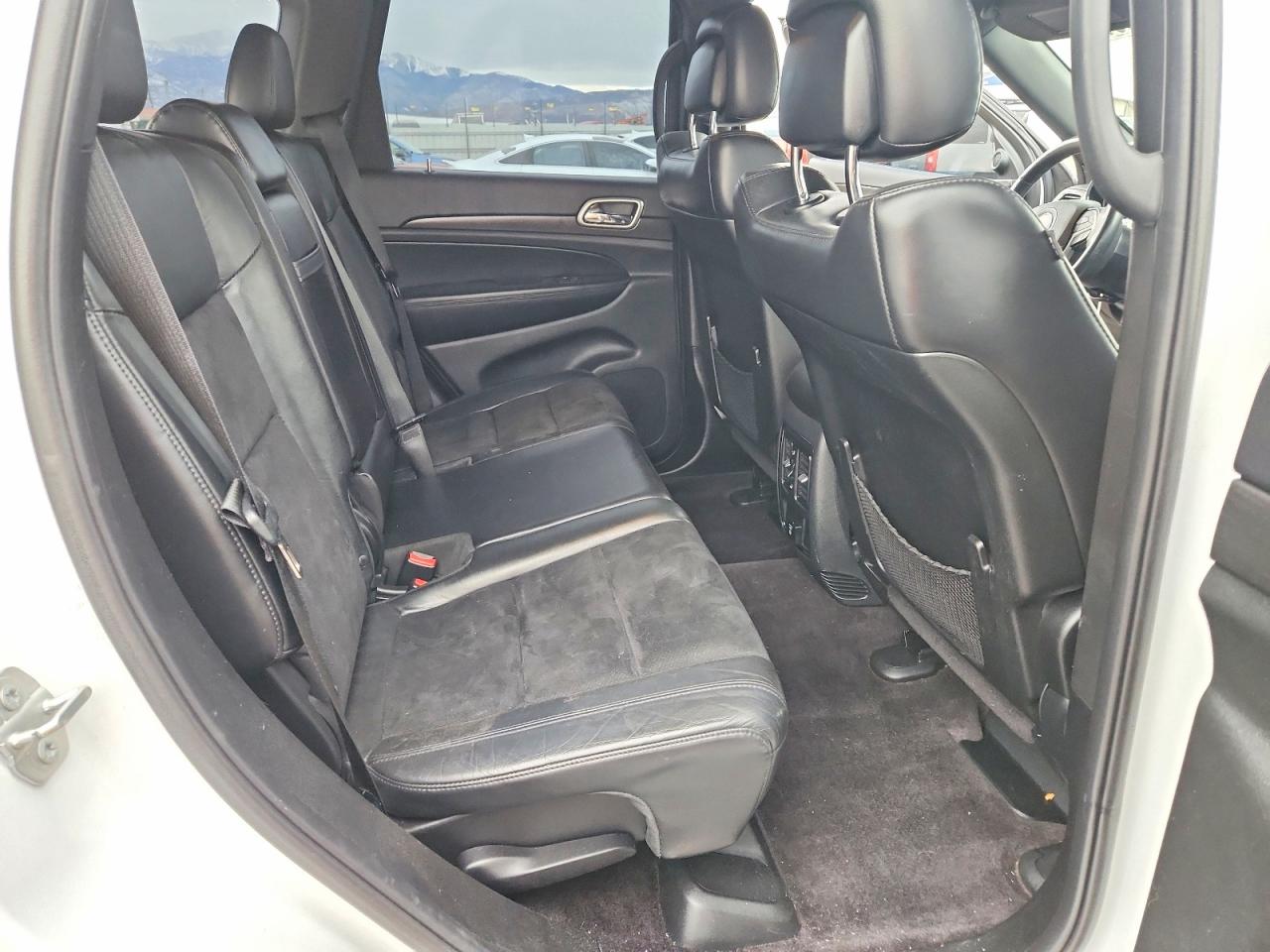 2018 JEEP GRAND CHEROKEE LAREDO photo 19