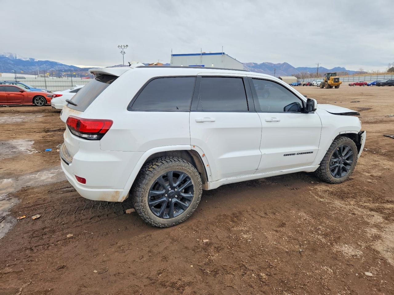 2018 JEEP GRAND CHEROKEE LAREDO photo 5