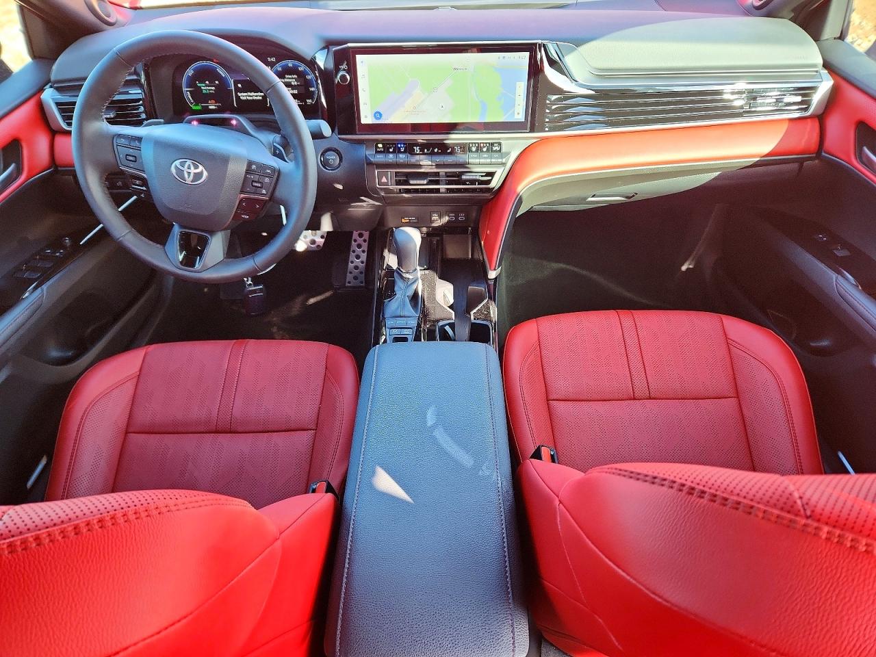 2025 TOYOTA CAMRY XSE photo 8