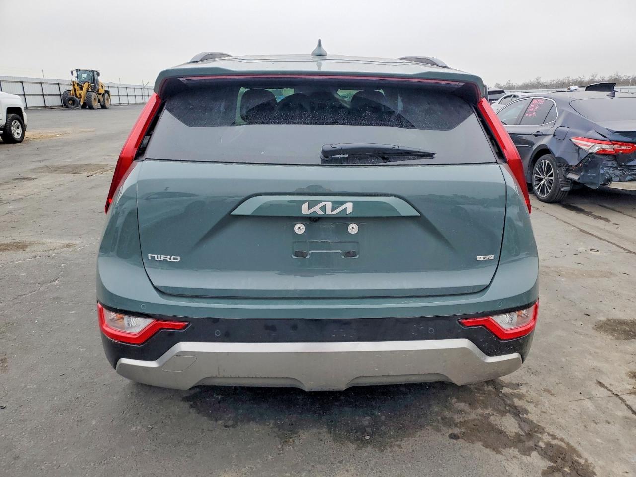 2025 KIA NIRO EX photo 6