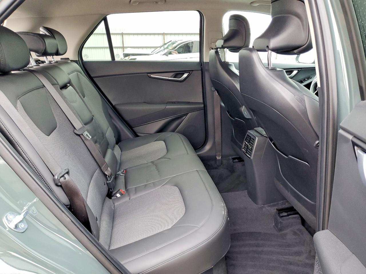 2025 KIA NIRO EX photo 11