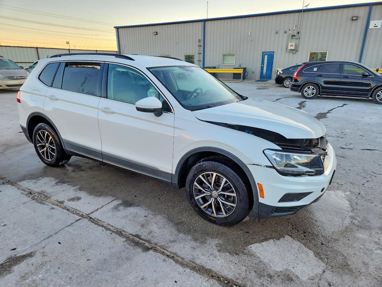 2020 VOLKSWAGEN TIGUAN SE photo 10