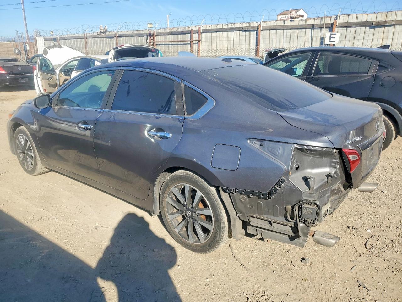 2018 NISSAN ALTIMA 2.5 photo 2