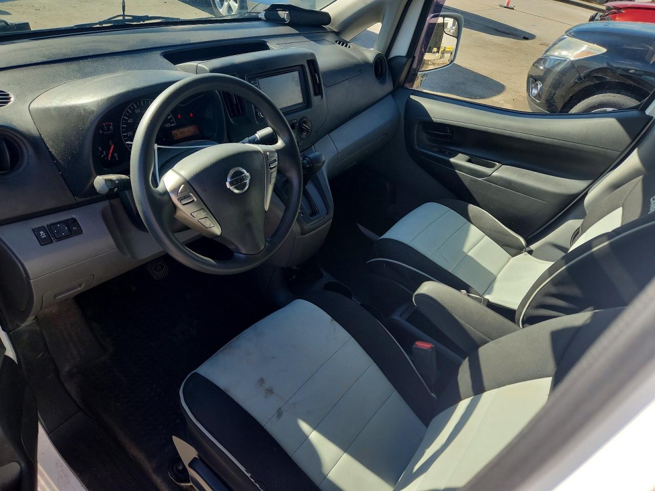 2020 NISSAN NV200 SV photo 15