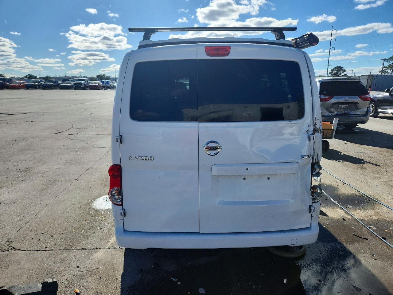 2020 NISSAN NV200 SV photo 11