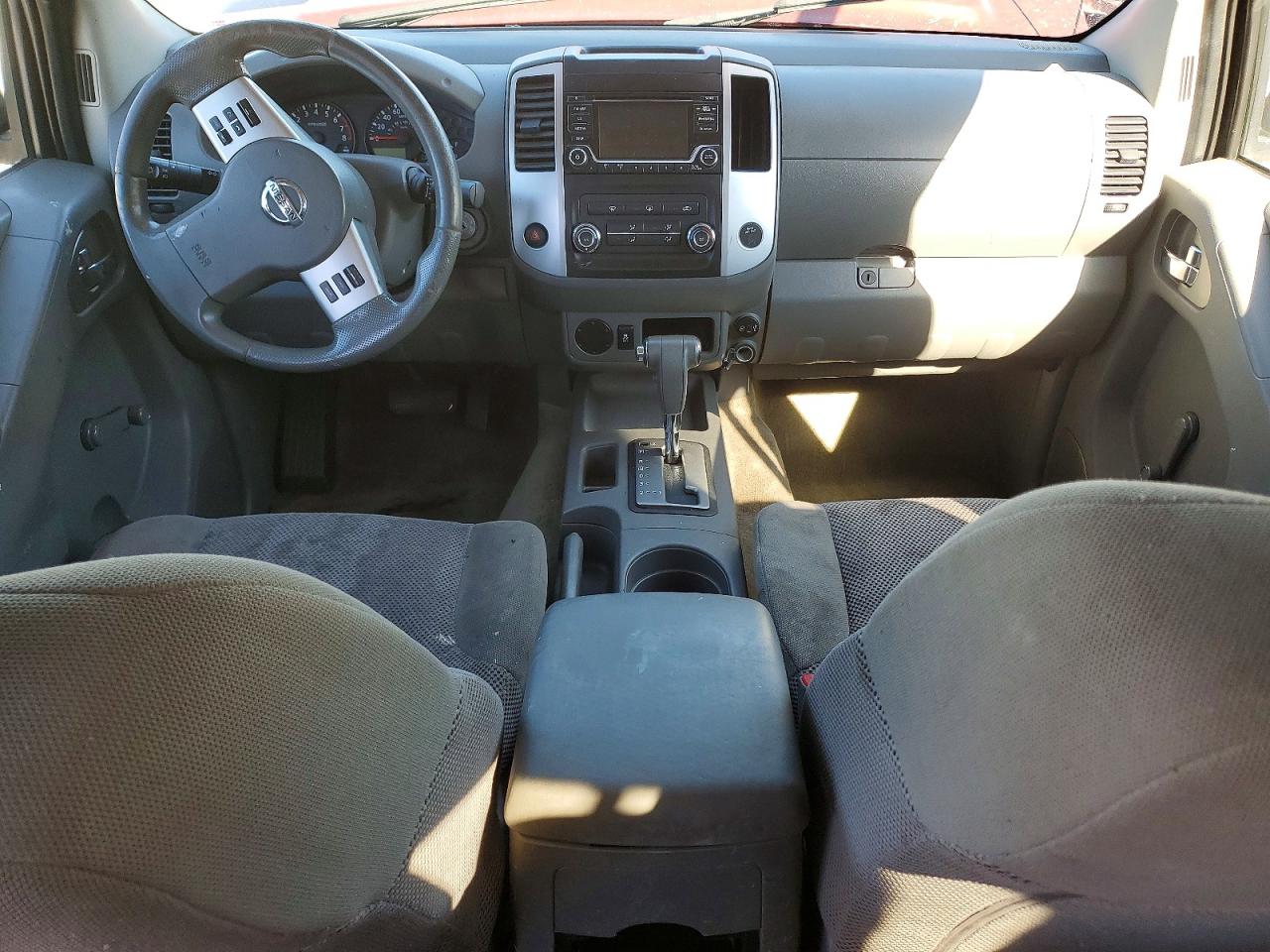 2017 NISSAN FRONTIER S photo 8
